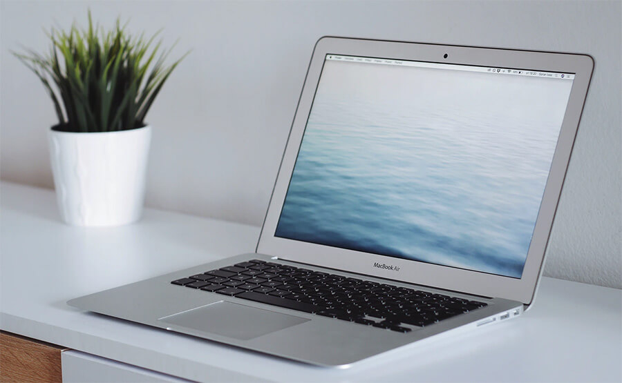 MacBook VS Windows Laptop: Bạn nên chọn loại nào? - Hình 1 MacBook VS Windows Laptop: Bạn nên chọn loại nào? - Hình 1