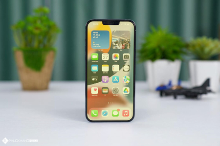 Màn hình iPhone 13 series bị vàng: Nguyên nhân & cách khắc phục hiệu quả