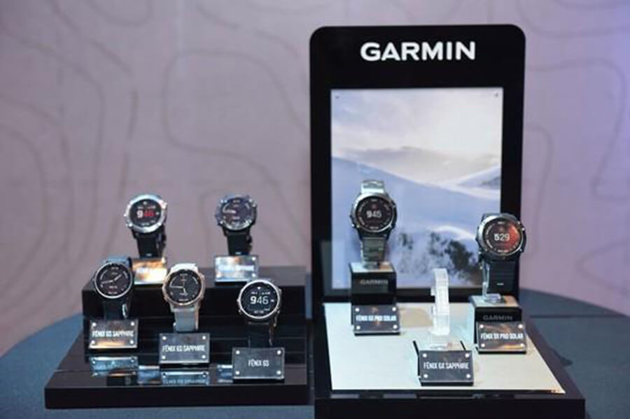 Mẫu đồng hồ thông minh sạc pin bằng năng lượng mặt trời - Hình 2 Mẫu đồng hồ thông minh sạc pin bằng năng lượng mặt trời - Hình 2