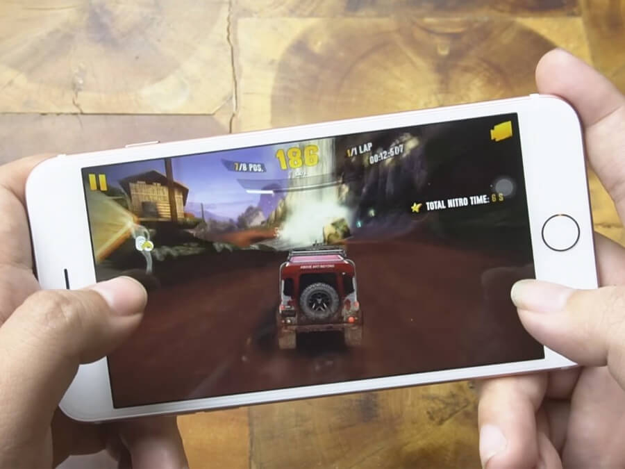 Mẫu iPhone đáng mua hơn XR cho "tín đồ" iPhone cũ - Hình 2 Mẫu iPhone đáng mua hơn XR cho "tín đồ" iPhone cũ - Hình 2