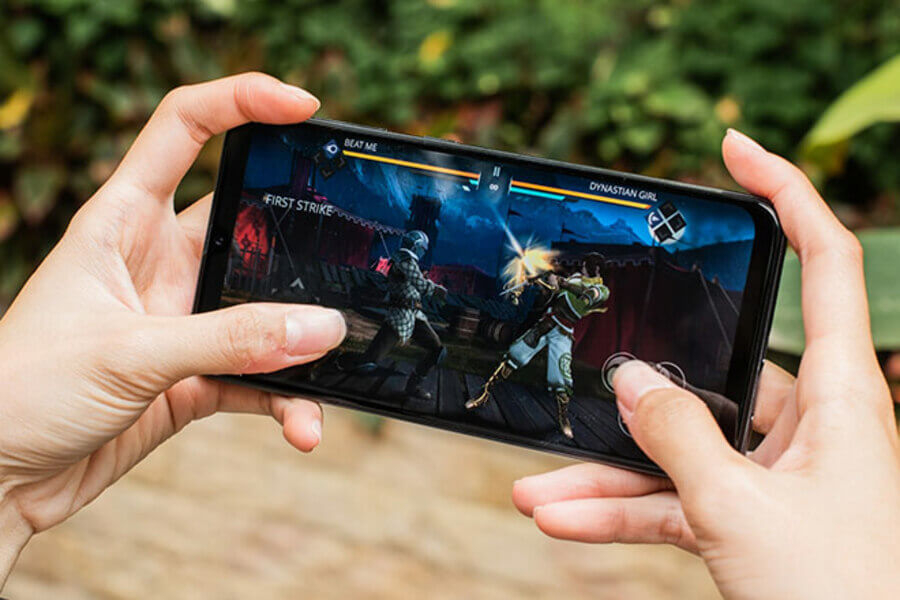 Màn hình Super AMOLED giúp trải nghiệm hình ảnh sống động hơn