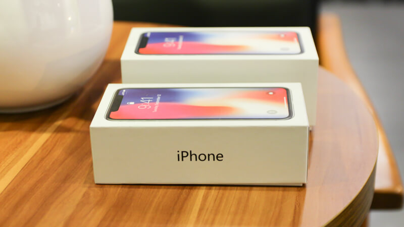 Mẹo phân biệt iPhone XS chính hãng và iPhone XS giả - Hình 1 Mẹo phân biệt iPhone XS chính hãng và iPhone XS giả - Hình 1