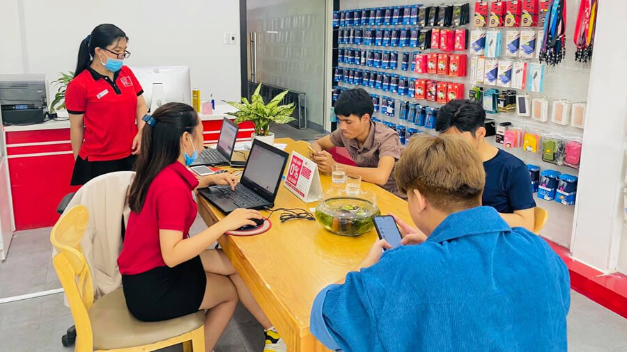 Mua điện thoại ở đâu để đảm bảo chất lượng và nhận nhiều ưu đãi? - Hình 2 Mua điện thoại ở đâu để đảm bảo chất lượng và nhận nhiều ưu đãi? - Hình 2