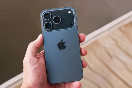 Lộ diện mẫu iPhone 17 bí ẩn khiến dân tình nghi là bản prototype của Apple