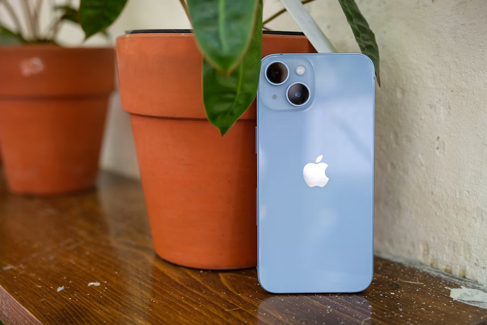 Nhiều người dùng iPhone 14 phản ánh trường hợp máy tự khởi động lại nhiều lần Nhiều người dùng iPhone 14 phản ánh trường hợp máy tự khởi động lại nhiều lần