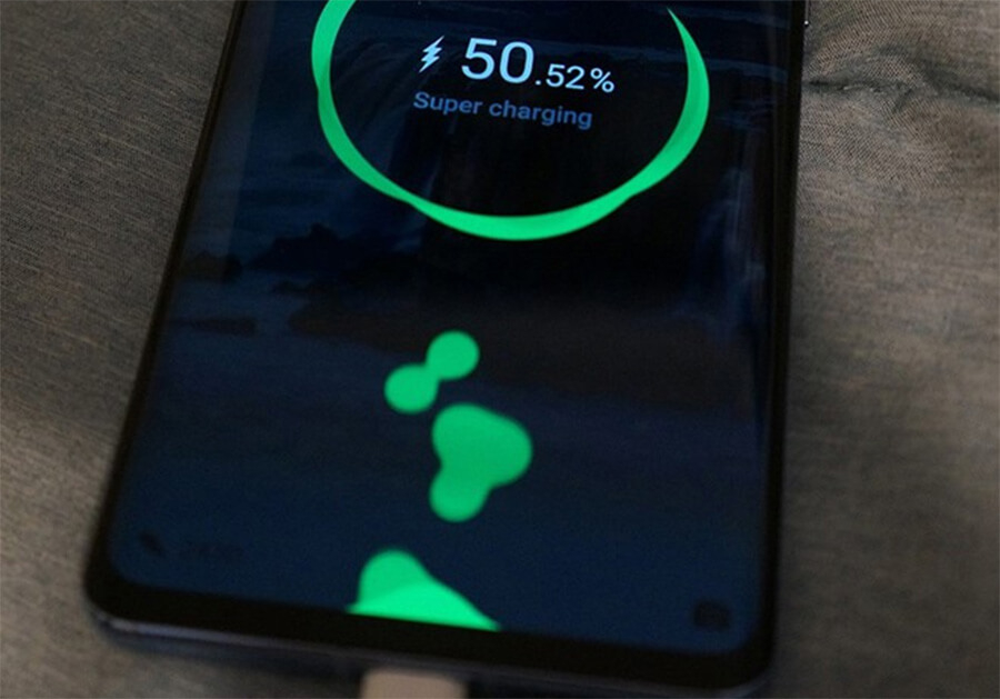 Những sai lầm người dùng vẫn hay mắc phải khi sạc điện thoại - Hình 4 Những sai lầm người dùng vẫn hay mắc phải khi sạc điện thoại - Hình 4