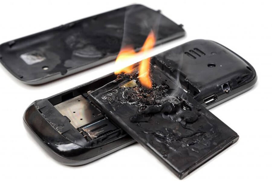 Những sai lầm người dùng vẫn hay mắc phải khi sạc điện thoại - Hình 7 Những sai lầm người dùng vẫn hay mắc phải khi sạc điện thoại - Hình 7