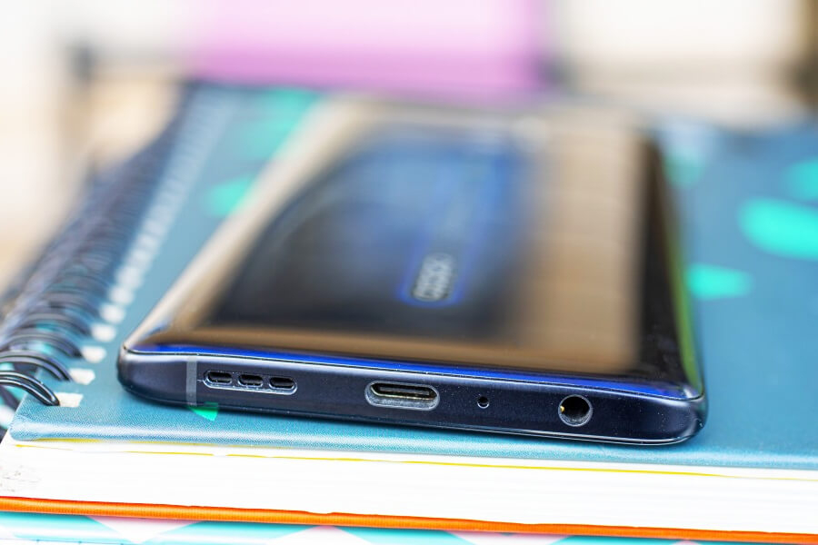 Mở hộp và đánh giá OPPO Reno2: Vẫn vây cá mập, 3 micro, 4 camera chất chơi! - Hình 9 Mở hộp và đánh giá OPPO Reno2: Vẫn vây cá mập, 3 micro, 4 camera chất chơi! - Hình 9