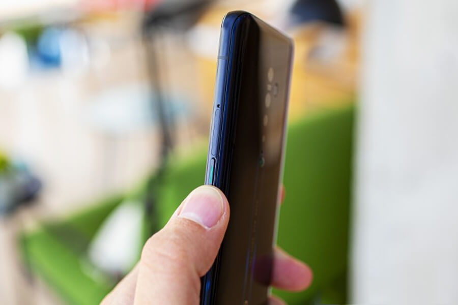 Mở hộp và đánh giá OPPO Reno2: Vẫn vây cá mập, 3 micro, 4 camera chất chơi! - Hình 11 Mở hộp và đánh giá OPPO Reno2: Vẫn vây cá mập, 3 micro, 4 camera chất chơi! - Hình 11