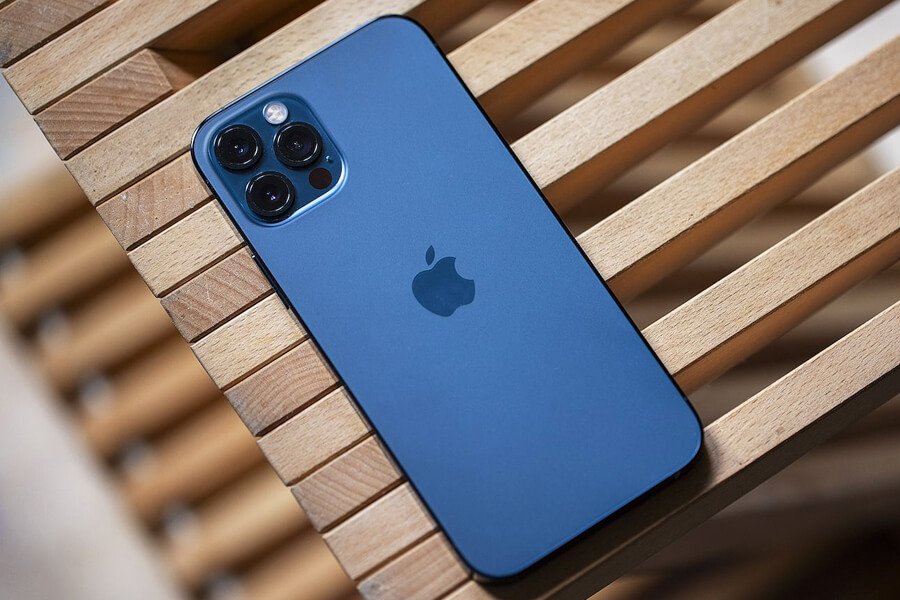 Quá bất ngờ: iPhone 12 series đồng loạt giảm giá cực ngon, cơ hội sắm máy xịn chơi Tết đây rồi - Hình 2 Quá bất ngờ: iPhone 12 series đồng loạt giảm giá cực ngon, cơ hội sắm máy xịn chơi Tết đây rồi - Hình 2