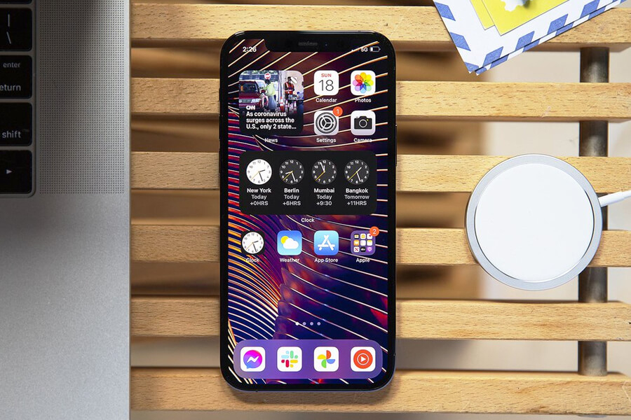 Quá bất ngờ: iPhone 12 series đồng loạt giảm giá cực ngon, cơ hội sắm máy xịn chơi Tết đây rồi - Hình 3 Quá bất ngờ: iPhone 12 series đồng loạt giảm giá cực ngon, cơ hội sắm máy xịn chơi Tết đây rồi - Hình 3