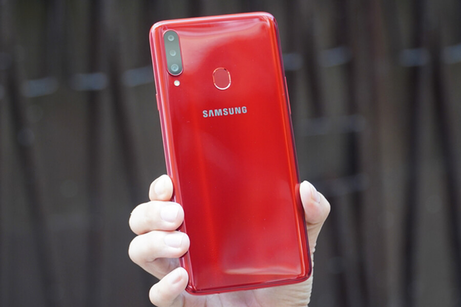 Đánh giá Samsung Galaxy A20s: Bản nâng cấp hoàn hảo của Galaxy A20? - Hình 2