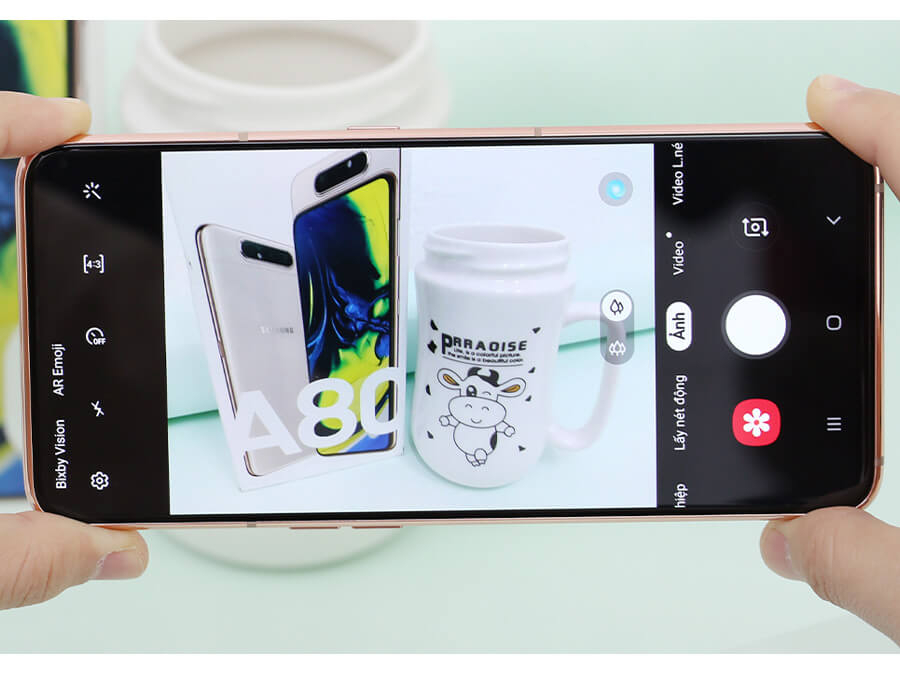 Nên mua Galaxy A80 hay mẫu iPhone cũ này khi có 12 triệu đồng? - Hình 3 Nên mua Galaxy A80 hay mẫu iPhone cũ này khi có 12 triệu đồng? - Hình 3