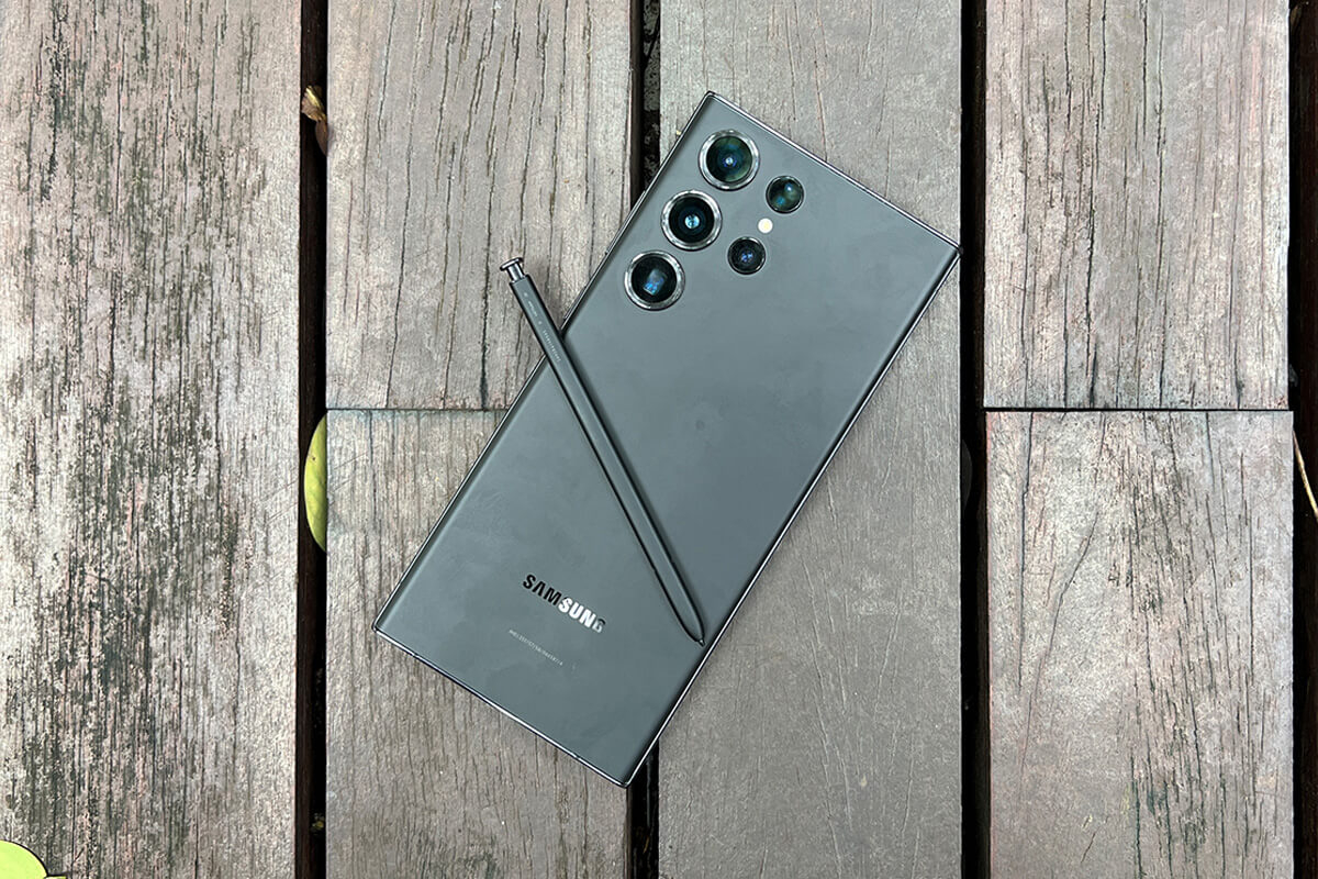 Top 10 smartphone cũ giá tốt, hiệu năng cao đáng mua nhất hiện nay 2025 - Hình 5 Samsung Galaxy S23 Ultra cũ