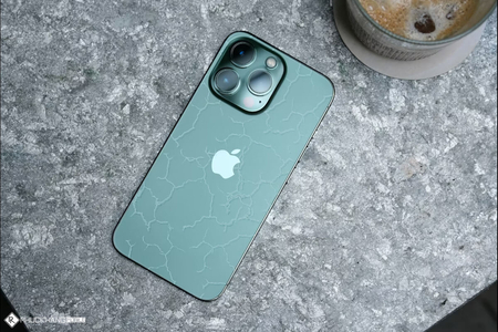 Thay kính lưng iPhone có còn chống nước?