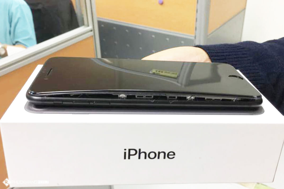 Tuổi thọ pin iPhone 7 / 7 Plus: Bao lâu thì cần thay? - Hình 3 Dịch vụ thay pin iPhone uy tín