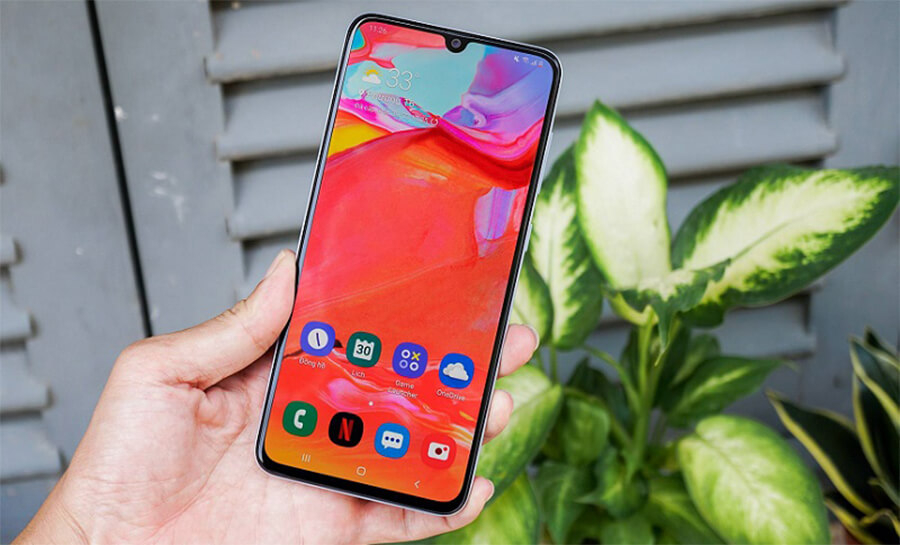 Top 3 smartphone màn hình "siêu khổng lồ" hàng đầu thị trường hiện nay - Hình 1 Top 3 smartphone màn hình "siêu khổng lồ" hàng đầu thị trường hiện nay - Hình 1