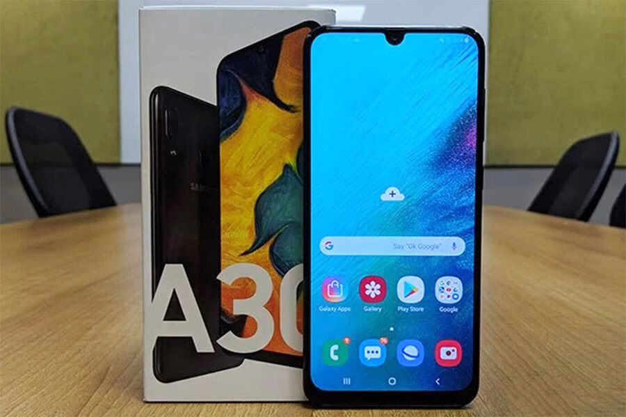 Top 5 điện thoại pin "trâu" giá dưới 5 triệu đồng năm 2019 - Hình 2