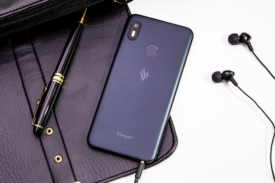 Top 5 smartphone quay phim, chụp ảnh tuyệt vời trong tầm giá 2 triệu đồng - Hình 3 Top 5 smartphone quay phim, chụp ảnh tuyệt vời trong tầm giá 2 triệu đồng - Hình 3