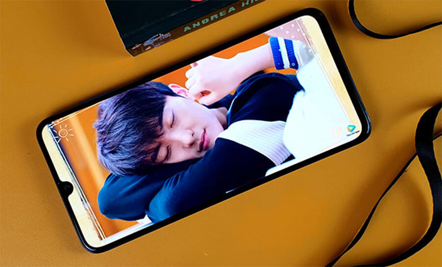 Trải nghiệm ngày hè vô hạn, không lo ngày dài gián đoạn với Galaxy A70 - Hình 1 Trải nghiệm ngày hè vô hạn, không lo ngày dài gián đoạn với Galaxy A70 - Hình 1