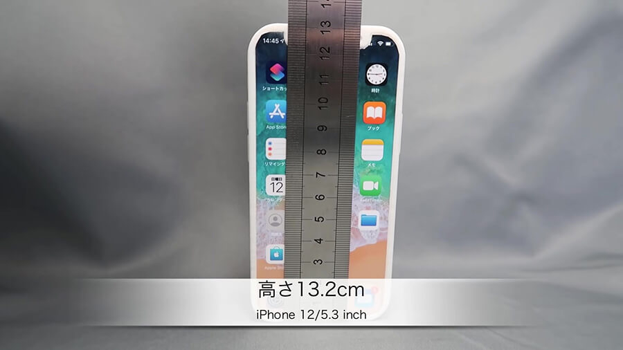 Trên tay 3 mô hình iPhone 12, so sánh kích thước, camera cùng nhiều chi tiết thiết kế khác - Hình 3 Trên tay 3 mô hình iPhone 12, so sánh kích thước, camera cùng nhiều chi tiết thiết kế khác - Hình 3