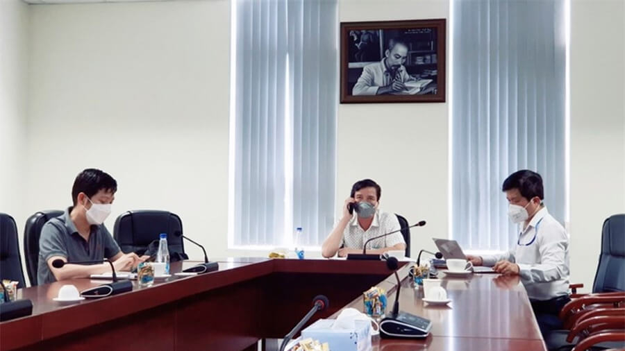 Từ 17/7, người cách ly tại nhà sẽ khai báo số điện thoại,... và kích hoạt vị trí bằng smartphone - Hình 1 Từ 17/7, người cách ly tại nhà sẽ khai báo số điện thoại,... và kích hoạt vị trí bằng smartphone - Hình 1