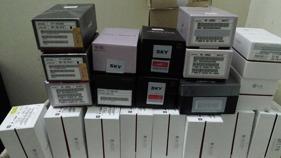 Vì sao người dân ưu chuộng điện thoại xách tay dù smartphone phân phối chính thức đã rất rẻ? - Hình 2 Vì sao người dân ưu chuộng điện thoại xách tay dù smartphone phân phối chính thức đã rất rẻ? - Hình 2