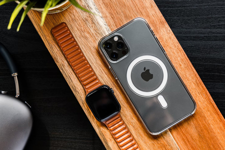 Xả kho cuối năm, iPhone 12 Pro Max giảm giá bung nóc đến 7.7 triệu